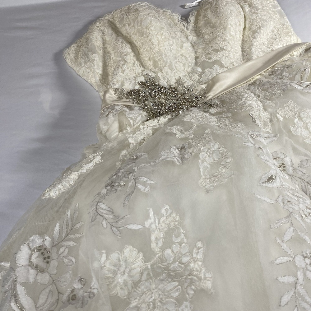 Wedding Dress Allure Romance Style 3609 - Size 14  Excellent Condition - Picture 8 of 14